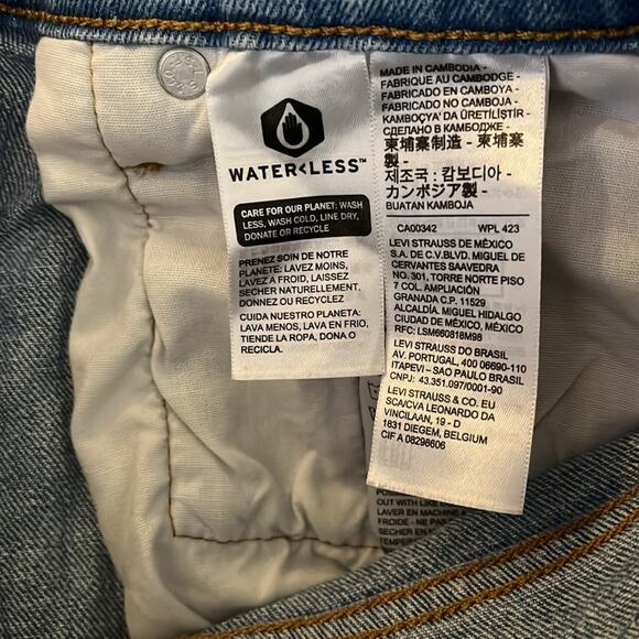 Levi’s 501 Denim Shorts Blue 30 - Picture 3 of 9